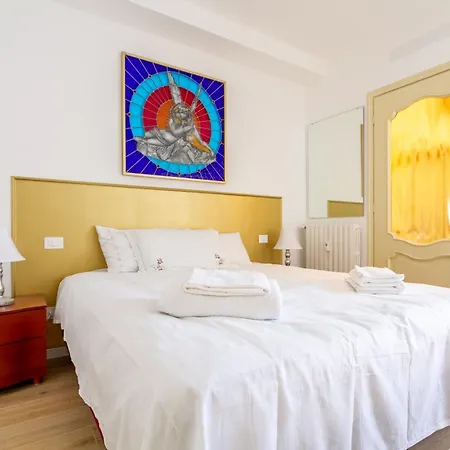 Dimora Al Naviglio Guest house