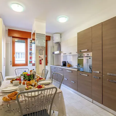Guest house Dimora Al Naviglio Milan